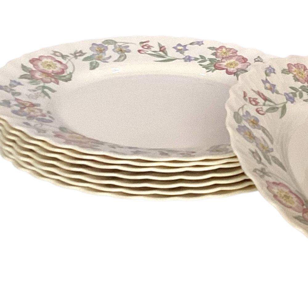ARCOPAL CHAMPETRE France 10 7/8" Floral Dinner Plates Scalloped Rim Set of 2 - Picture 6 of 7
